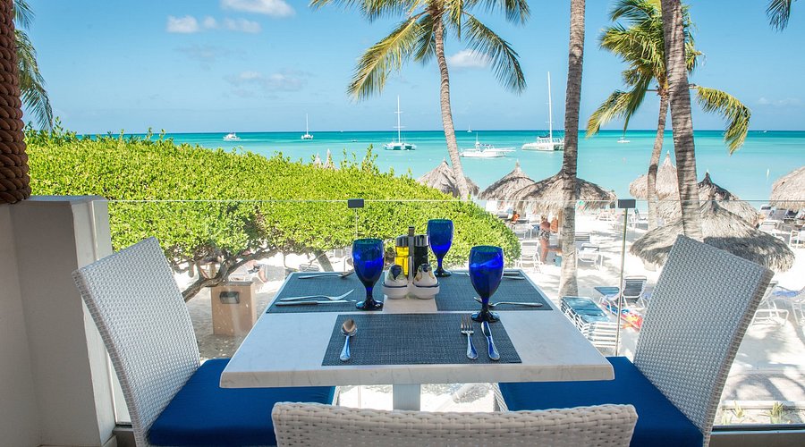 Driftwood Restaurant Aruba Seafood Caribbean Local In Oranjestad